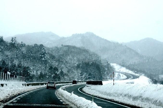 　飛騨高山は雪の中_d0140806_1238096.jpg