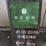 b0349408_10055781.jpg