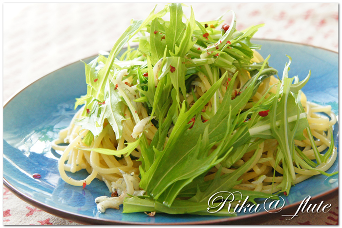 しらすと水菜のオイルパスタ_c0103827_13541833.jpg