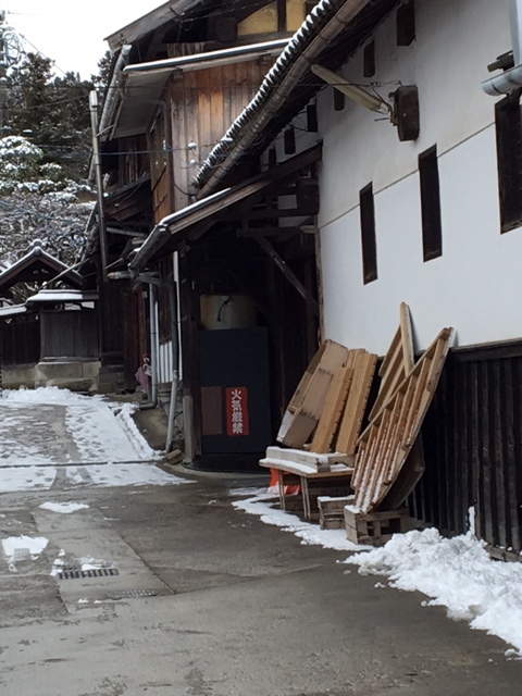 「雪の庭園」「酒造りの過程」をイメージしたタルトができました!_c0322227_08451427.jpg