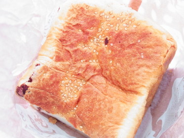 チョコリングのアンティークから あん食パン 太っちょ王様のあん食パン Muttering To Myself チョコリングのアンティークから あん食パン 太っちょ王様のあん食パン Muttering To Myself