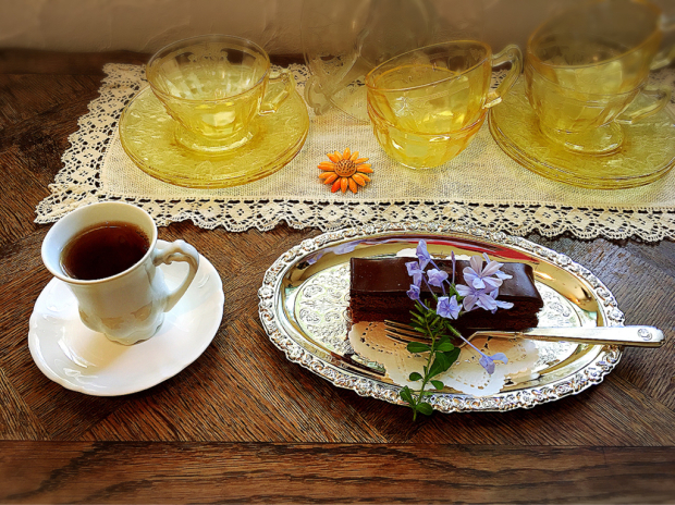 Tea Cozy @2016年8月_e0292546_04124327.jpg