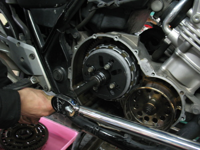CB400SF クラッチ_e0114857_9503279.jpg