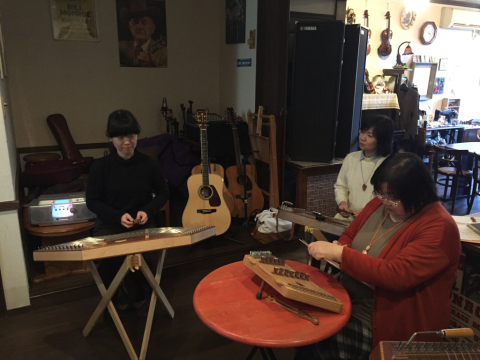 1月28日 14時〜(本日)ハンマーダルシマーの練習会_d0225380_21373449.jpg