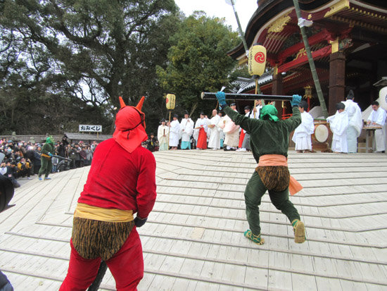 男山八幡宮　鬼やらい神事_e0048413_21213836.jpg