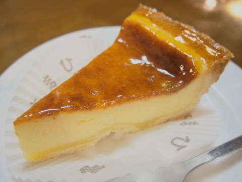 豆腐チーズケーキと藩士の珈琲:名曲&珈琲ひまわり(弘前市)_b0147224_1865825.jpg