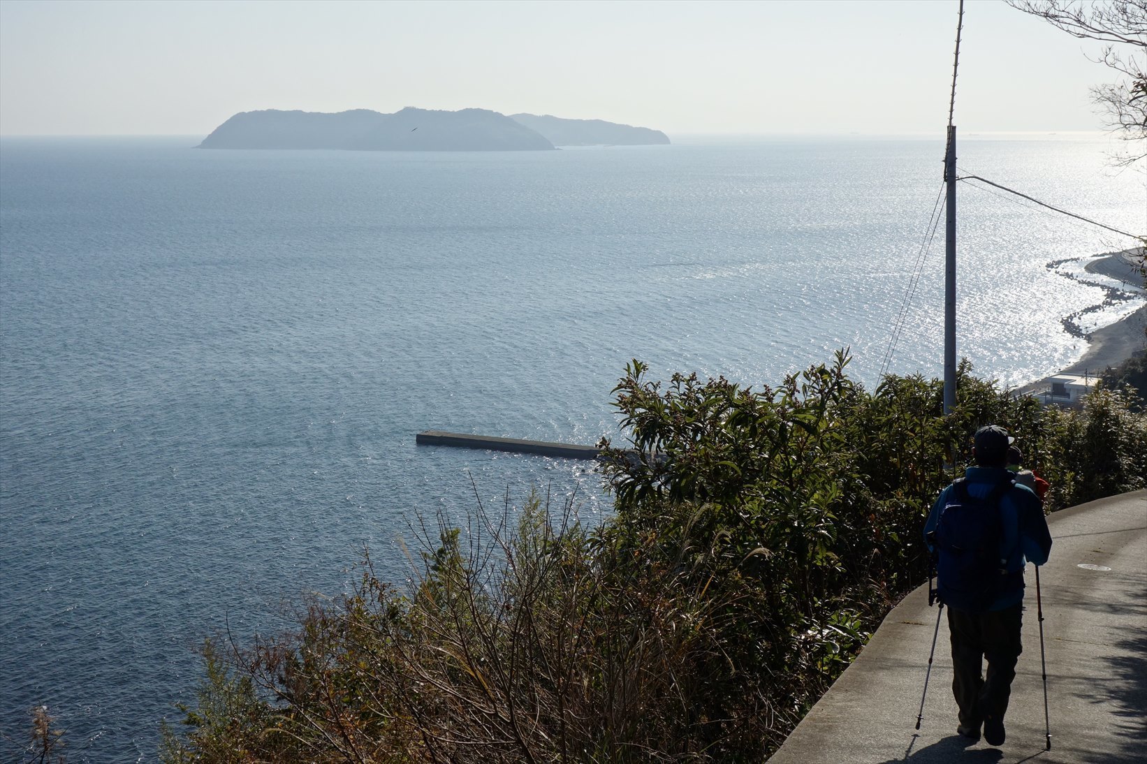 △　淡路島最高峰の諭鶴羽山と灘黒岩水仙郷を巡る山旅　△_f0348933_18264819.jpg