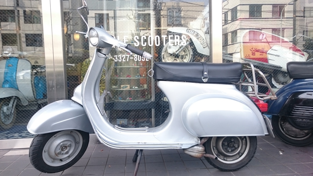 VESPA100  シルバー  旧黒メーター_f0123137_15223078.jpg