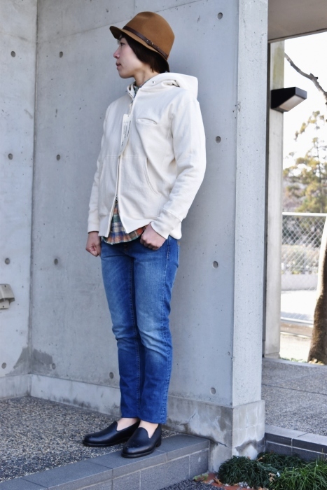 春色です。。。某メーカー・別注 斬りPocket SWEAT ZIP PARKA (USA製)!★!_d0152280_12495092.jpg