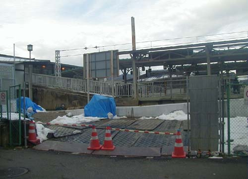 ●嵐山駅前の変化、その440(脇道沿いの空地)_d0053294_1244243.jpg