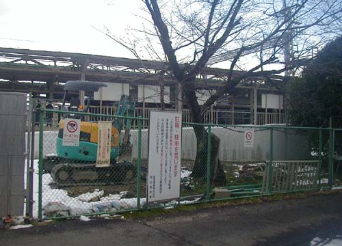 ●嵐山駅前の変化、その440(脇道沿いの空地)_d0053294_1245911.jpg