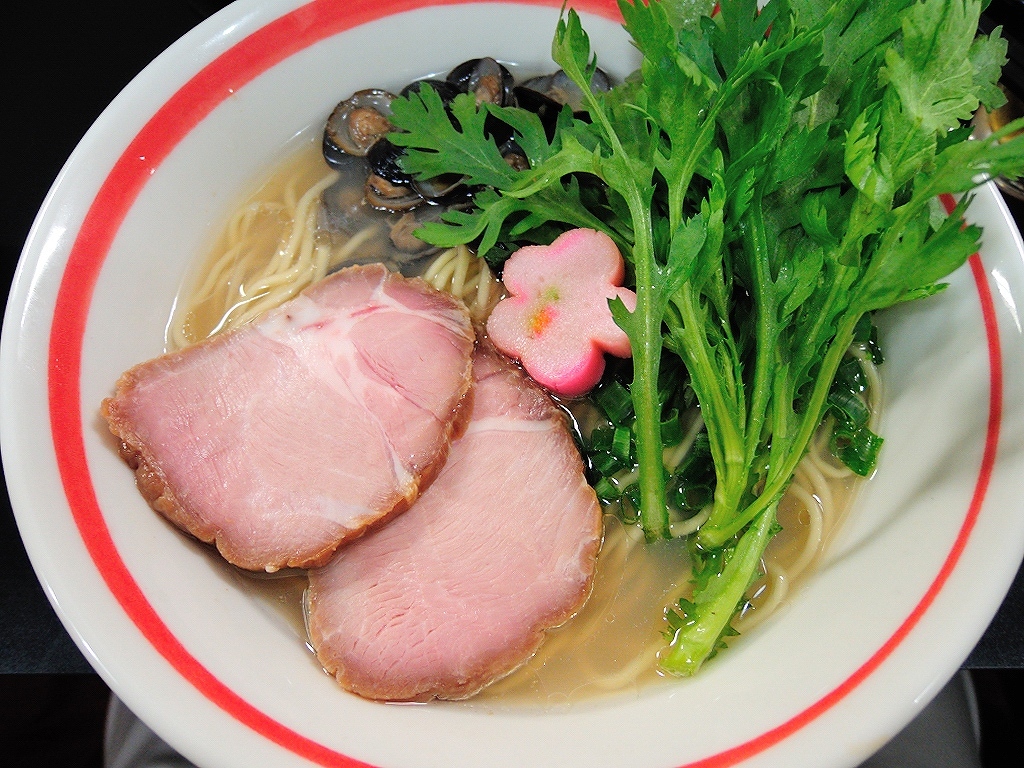 自家製麺 SHIN(新)@反町_f0376697_18143307.jpg