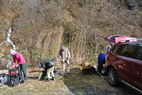 2016年12月3-4日、初頭の谷川岳虹芝寮で遊ぶ_c0242406_14274899.jpg