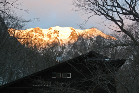 2016年12月3-4日、初頭の谷川岳虹芝寮で遊ぶ_c0242406_1543579.jpg