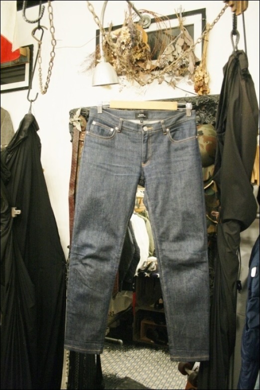 地元。地元率ｗ（レディースボトムス　CHANEL、MARNI、A.P.C.）_f0180307_22103469.jpg