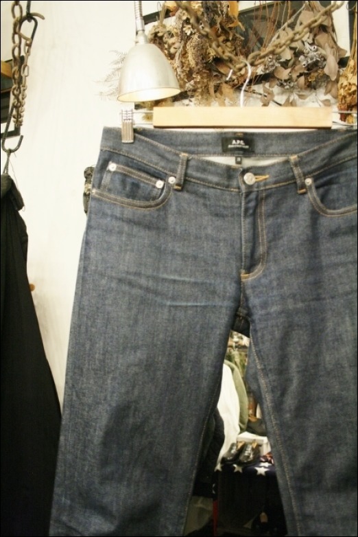 地元。地元率ｗ（レディースボトムス　CHANEL、MARNI、A.P.C.）_f0180307_22111647.jpg