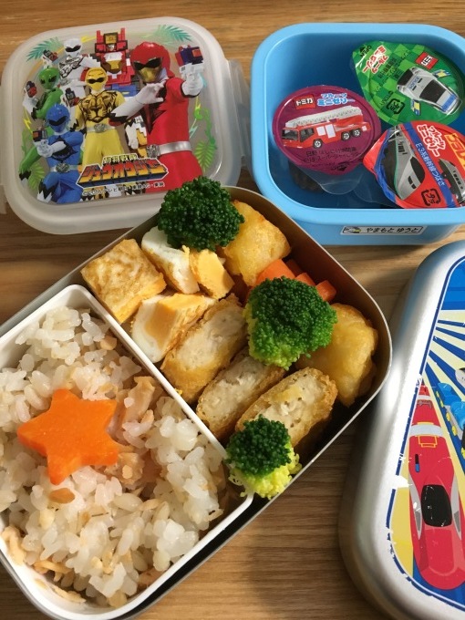 ☆年少さん男の子お弁当1月☆_d0131332_17354843.jpg