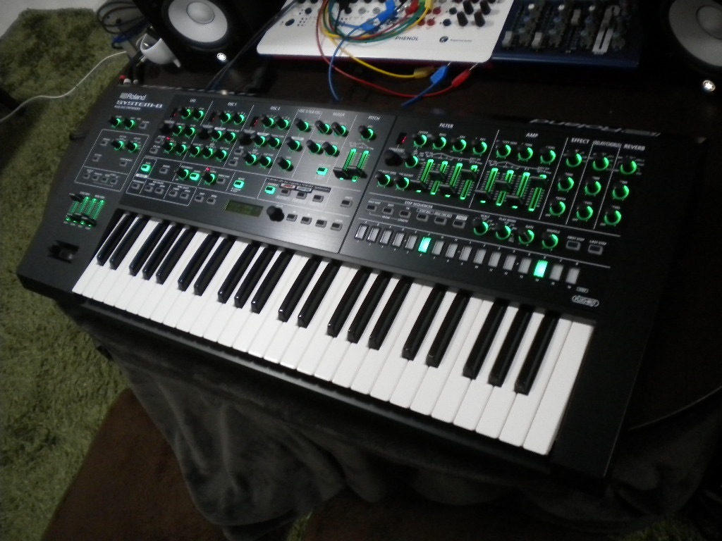 Roland AIRA SYSTEM-8試奏記_a0060052_13232442.jpg