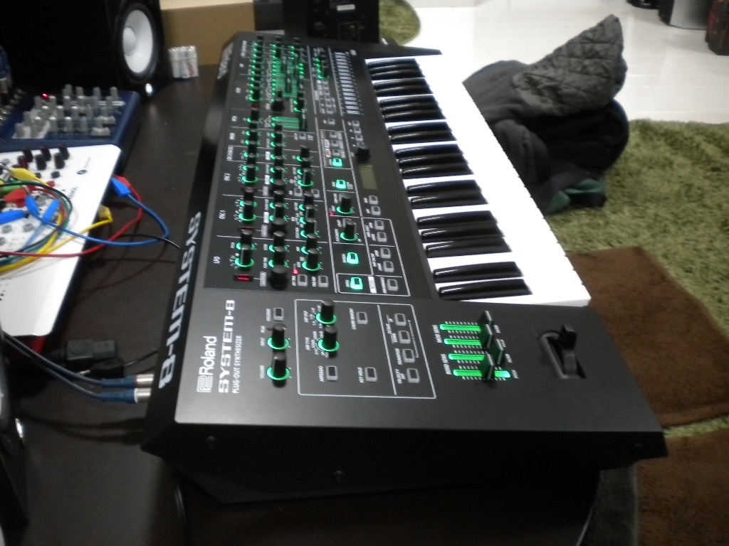 Roland AIRA SYSTEM-8試奏記_a0060052_13240860.jpg