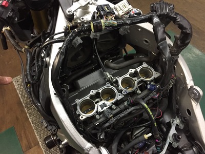 CBR600 スロットル廻りカスタム_e0114857_20404626.jpg