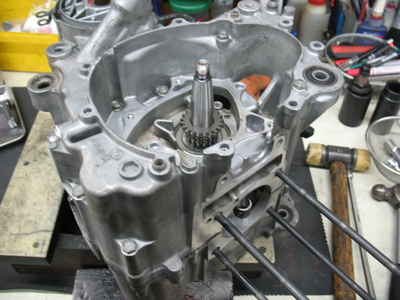 PCX エンジン①_e0114857_8572824.jpg