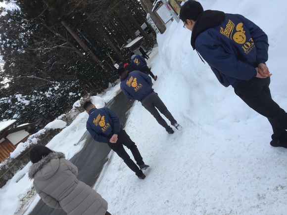 2月1日 水曜日のひとログ(。・ω・。) ランクル200ディーゼル横浜港到着♫_b0127002_16494548.jpg