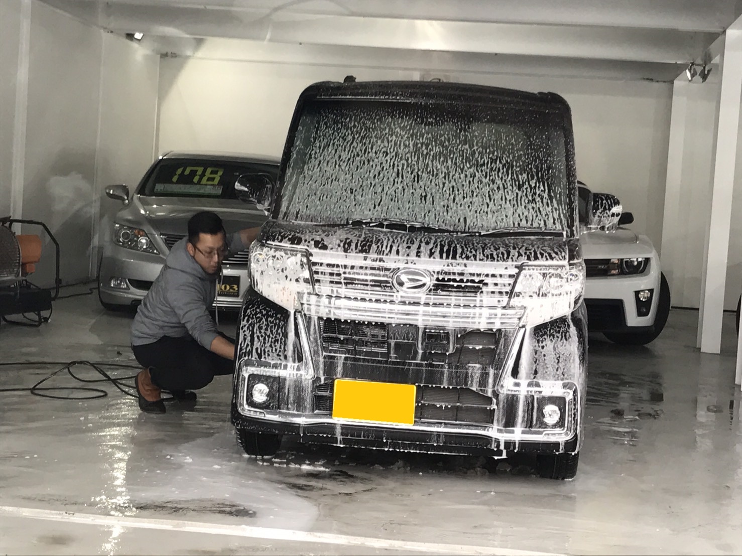 2月1日 水曜日のひとログ(。・ω・。) ランクル200ディーゼル横浜港到着♫_b0127002_17521930.jpg