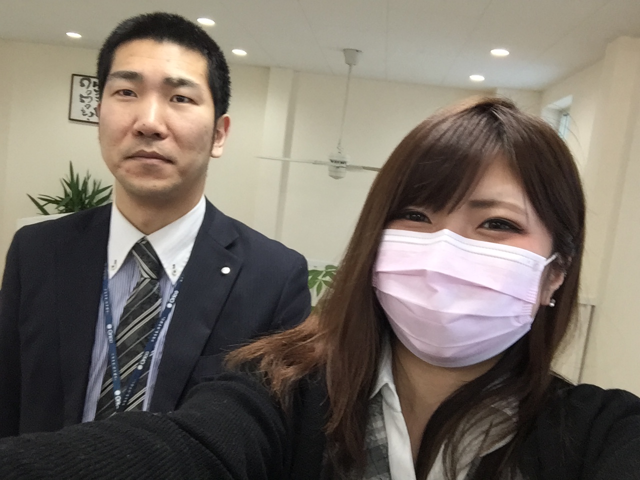 2月1日 水曜日のひとログ(。・ω・。) ランクル200ディーゼル横浜港到着♫_b0127002_189448.jpg