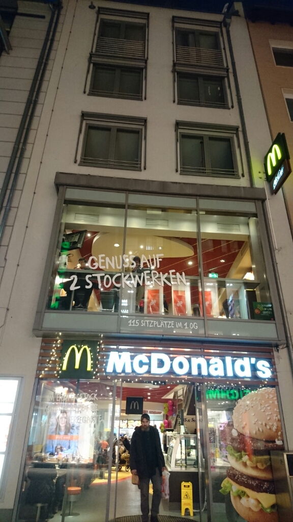 亡き父と旅したかった町ニュルンベルグ_d0148223_16481817.jpg