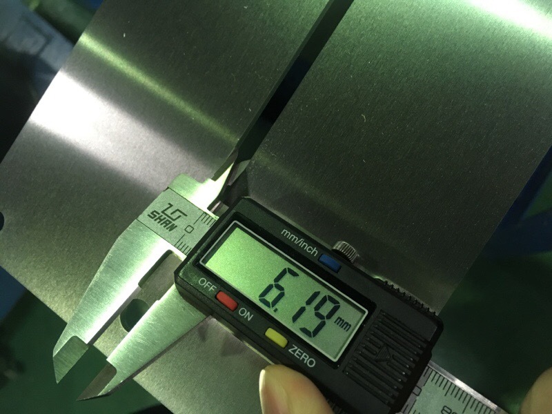 6ミリ幅のスリット_d0085634_15394794.jpg