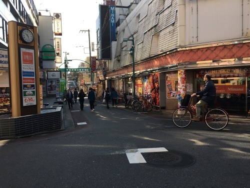 下北沢から渋谷まで歩く 駒場東大の風情と目黒天空庭園の迫力 散歩ガイド
