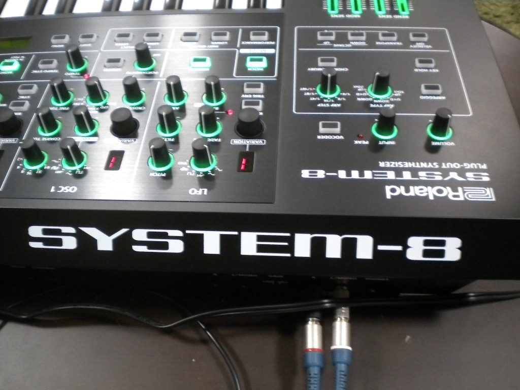 Roland AIRA SYSTEM-8試奏記 : 風流音色まねゑもん Roland AIRA SYSTEM-8試奏記 : 風流音色まねゑもん