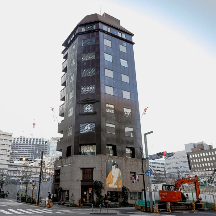 海老屋美術店 Spider Photo