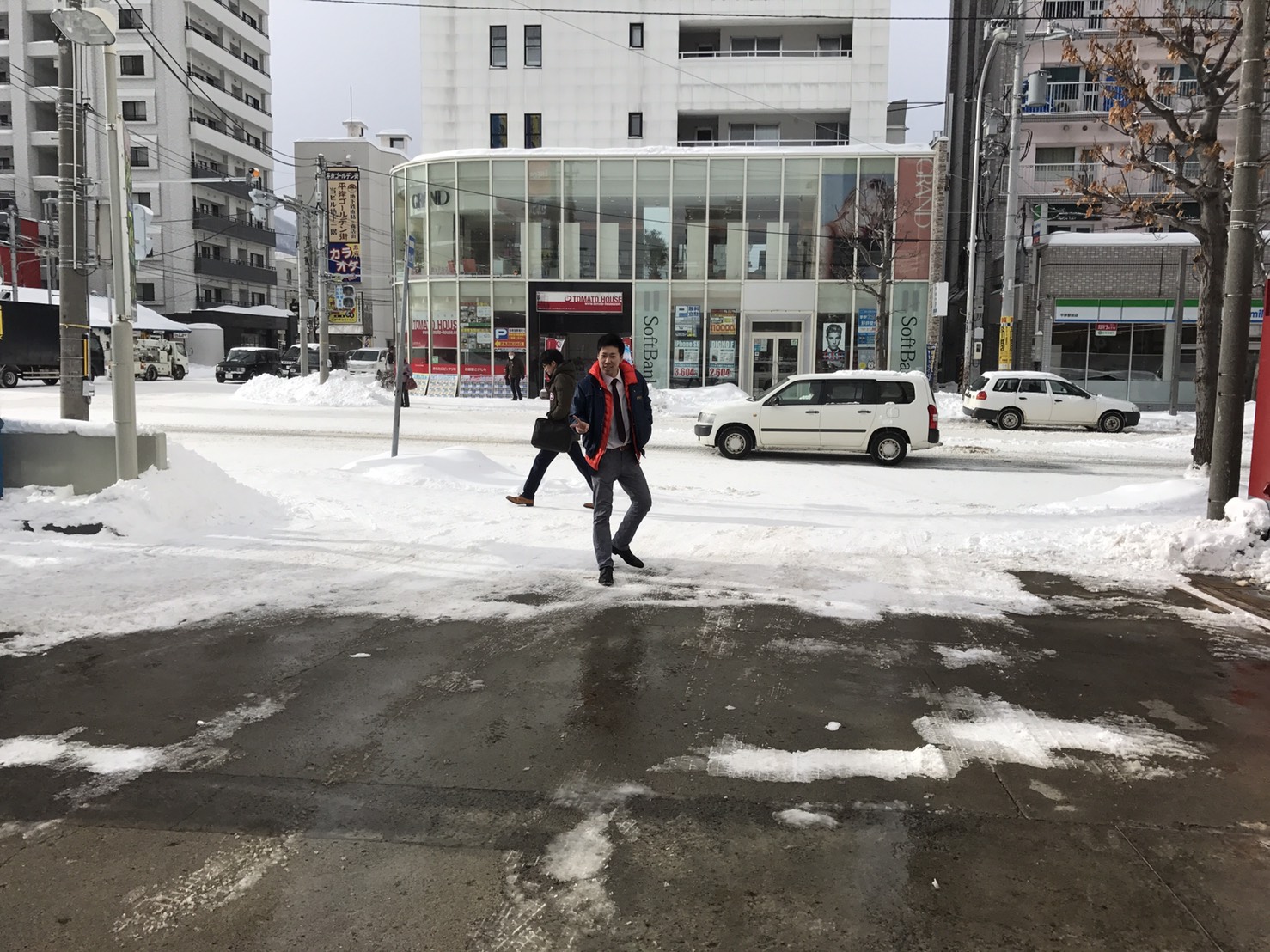 2月2日(木)山本が送りますTOMMYの1日 ランクル ハマー アルファード_b0127002_17154111.jpg