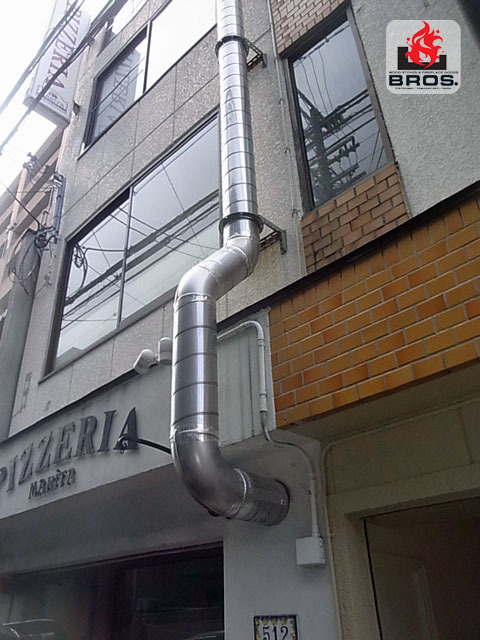 京都市 中京区 ピザ窯 煙突掃除_e0340651_15451356.jpg