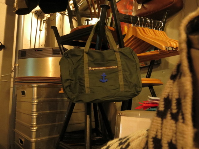 \"FRENCH AIR FORCE BRIEFCASE 50s\"ってこんなこと。_c0140560_12131403.jpg