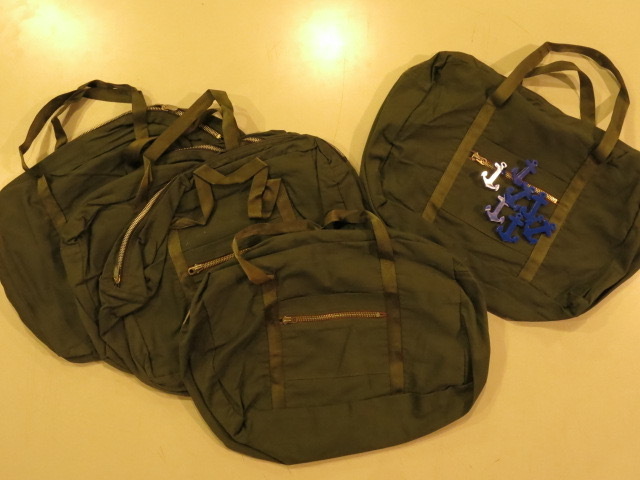 \"FRENCH AIR FORCE BRIEFCASE 50s\"ってこんなこと。_c0140560_12132382.jpg