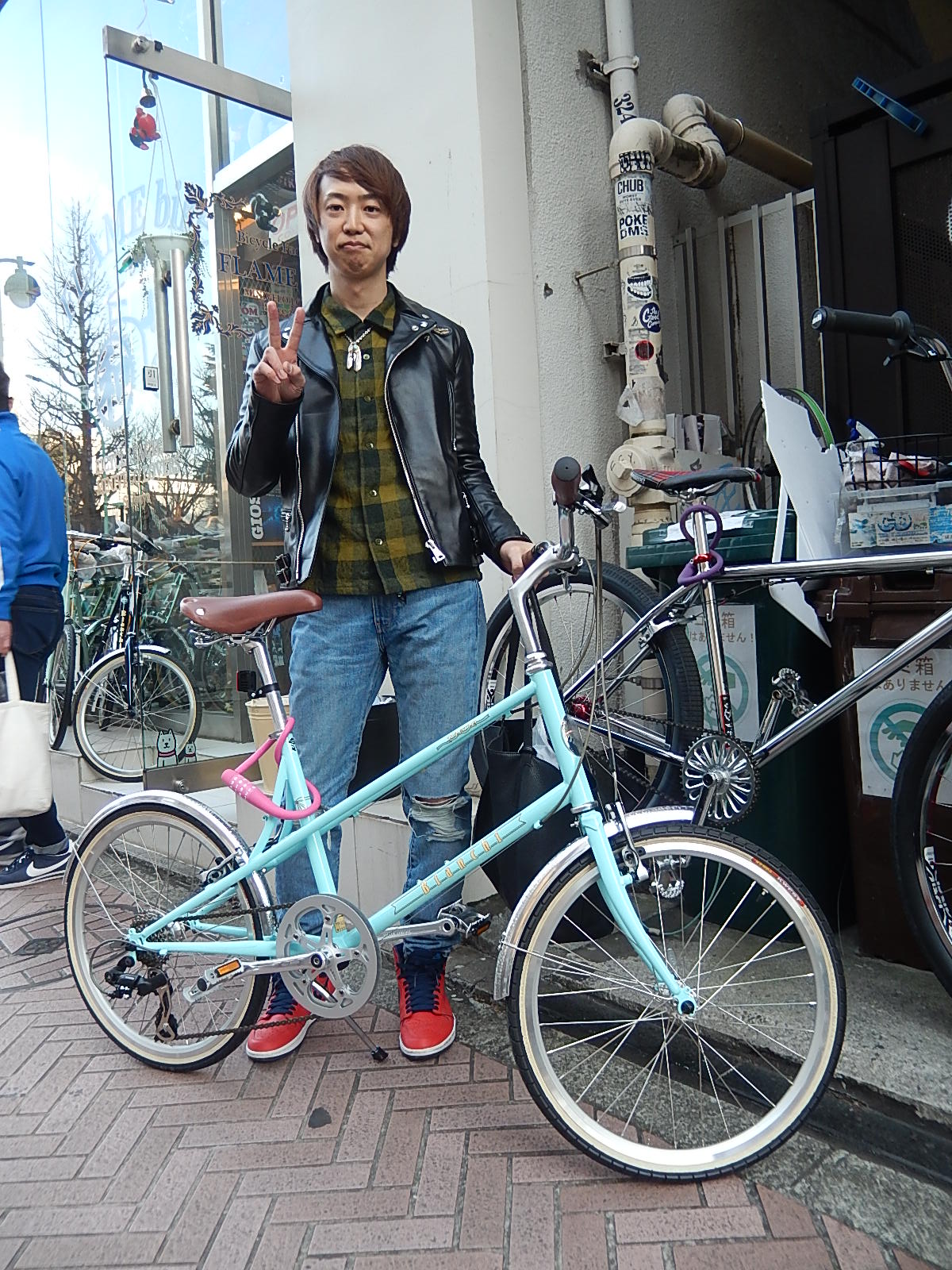 2月3日 渋谷 原宿 の自転車屋 FLAME bike前です_e0188759_18391581.jpg