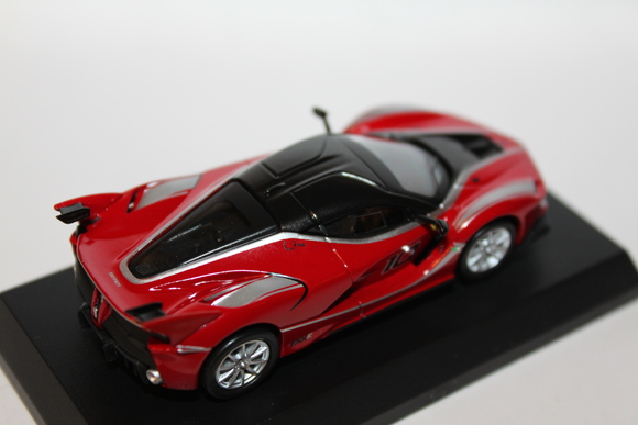 1/64 Kyosho Ferrari 12 FXX K_b0285587_5201249.jpg