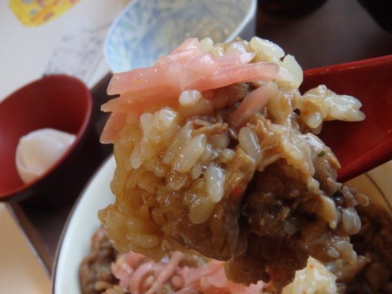 すき家の牛丼とん汁たまご　　南塚口七丁目店_c0118393_12214585.jpg