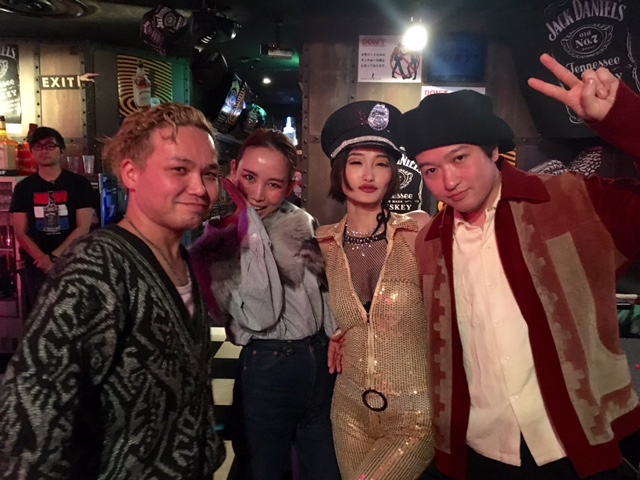 a0050302_0592537.jpg