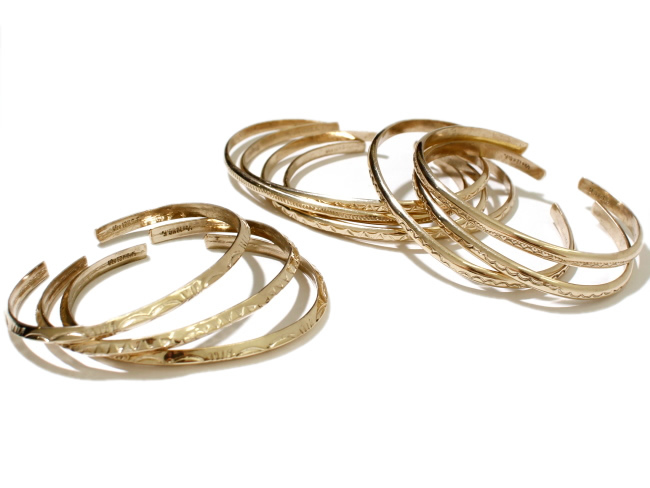 お待たせしました！人気のインディアンジュエリー、あのゴールド