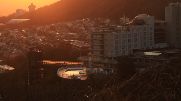 夕陽の箕面大江戸温泉_d0202264_447334.jpg