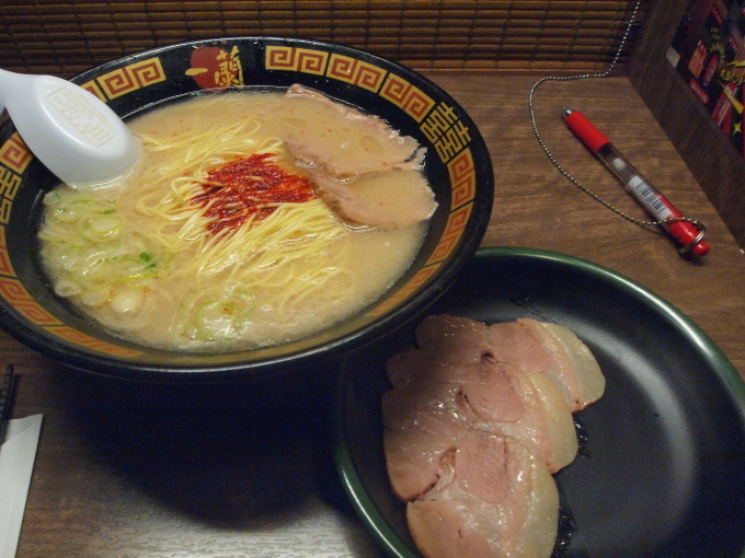 福岡の庭巡り･･････（福岡の食い倒れ）_b0331802_21013441.jpg