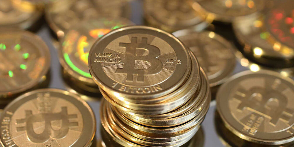 ビットコインと中央銀行_b0221143_13335204.jpg