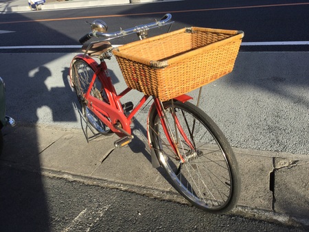 ミニクーパーのバンと古い自転車 : アンティーク little cu.