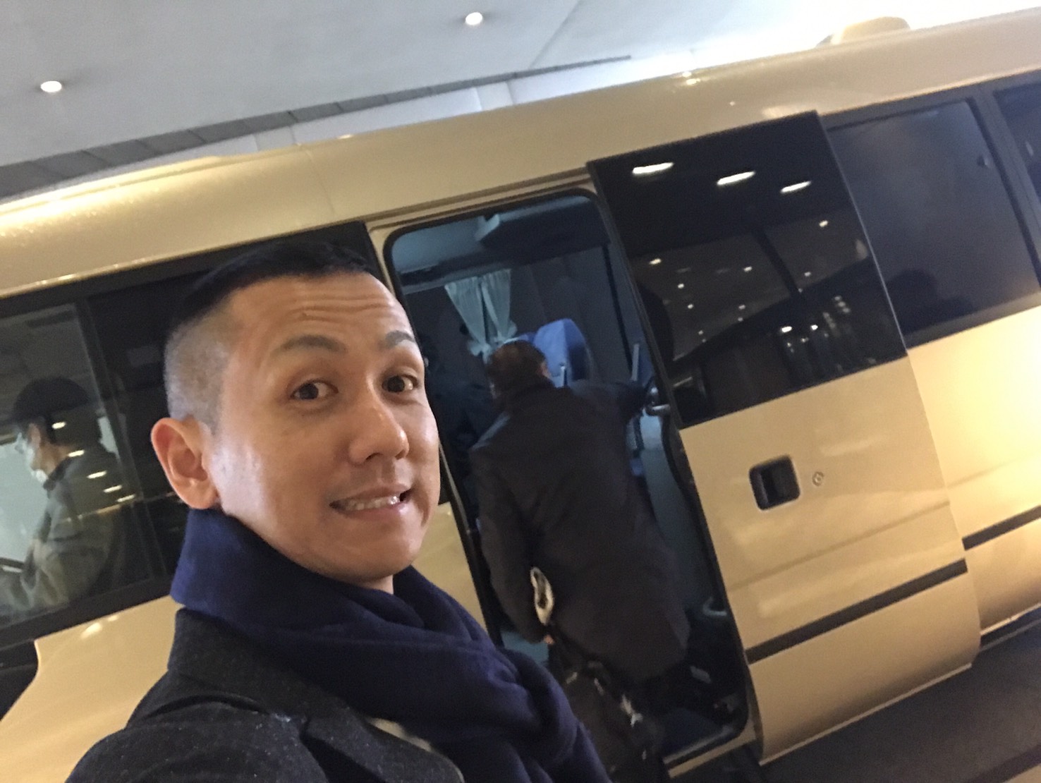 2月9日(木)山本がお伝えします TOMMYの1日 ランクル ハマー アルファード_b0127002_1825537.jpg