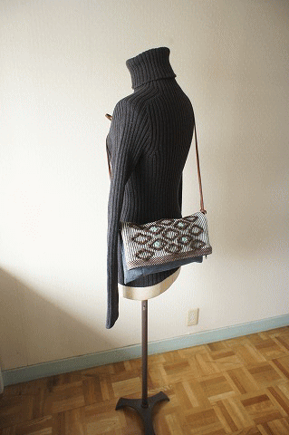 c0130060_1213212.gif