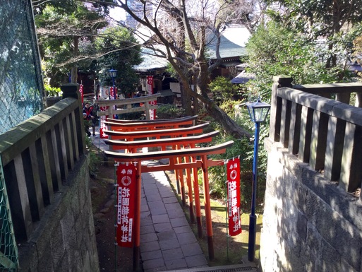 上野、花園稲荷神社~_a0053063_2228339.jpg