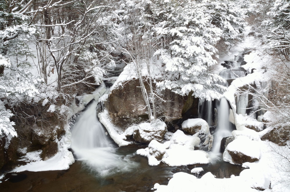 零下の竜頭滝_a0287533_22040724.jpg